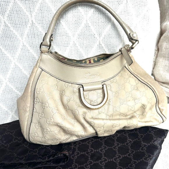 Gucci Cream Leather Shoulder Bag - Picture 1 of 3